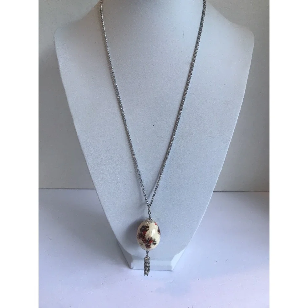 The Unbranded Brand 28 pendant egg